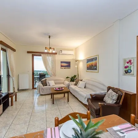 Breathtaking Sea View, Close To The Holiday home Kalamata