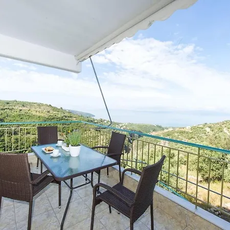 Breathtaking Sea View, Close To The Ferienhaus